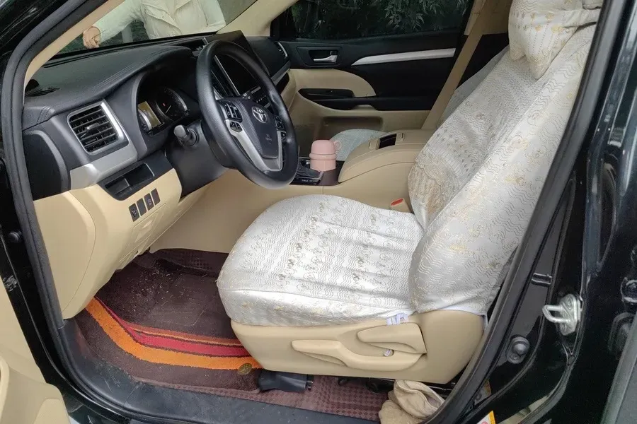 2021 Toyota Highlander 2.0T 220HP L4 6AT,autocango,china used car exporter,china ev exporter,chinese used car exporter,chinese used ev exporter