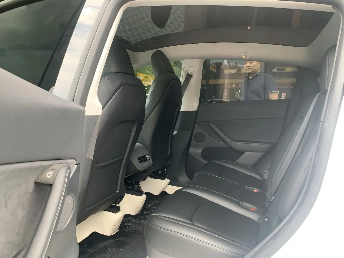 2022 BMW 3 Series 2.0T 184HP L4 8AT,autocango,china used car exporter,china ev exporter,chinese used car exporter,chinese used ev exporter