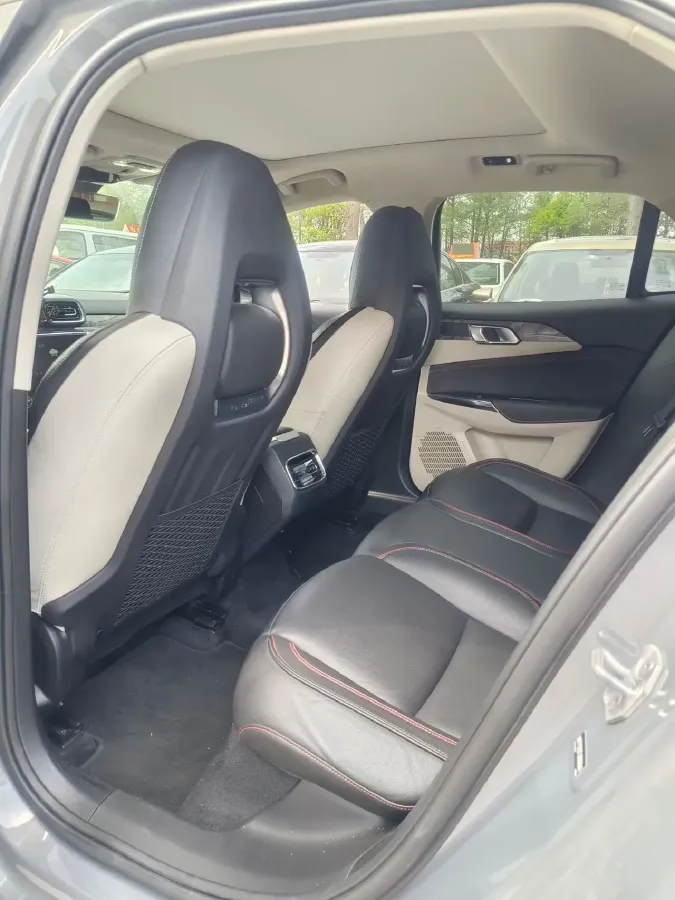 2018 Geely Emgrand GT 1.5T 180HP L3 7DCT,autocango,china used car exporter,china ev exporter,chinese used car exporter,chinese used ev exporter