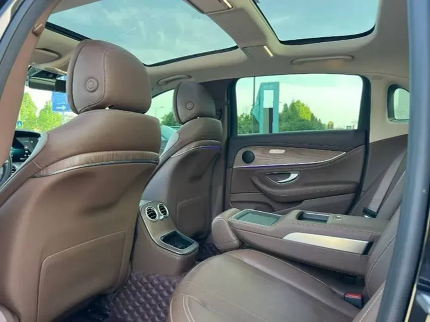 2022 Mercedes-Benz GLC Class 2.0T 258HP L4 9AT,autocango,china used car exporter,china ev exporter,chinese used car exporter,chinese used ev exporter