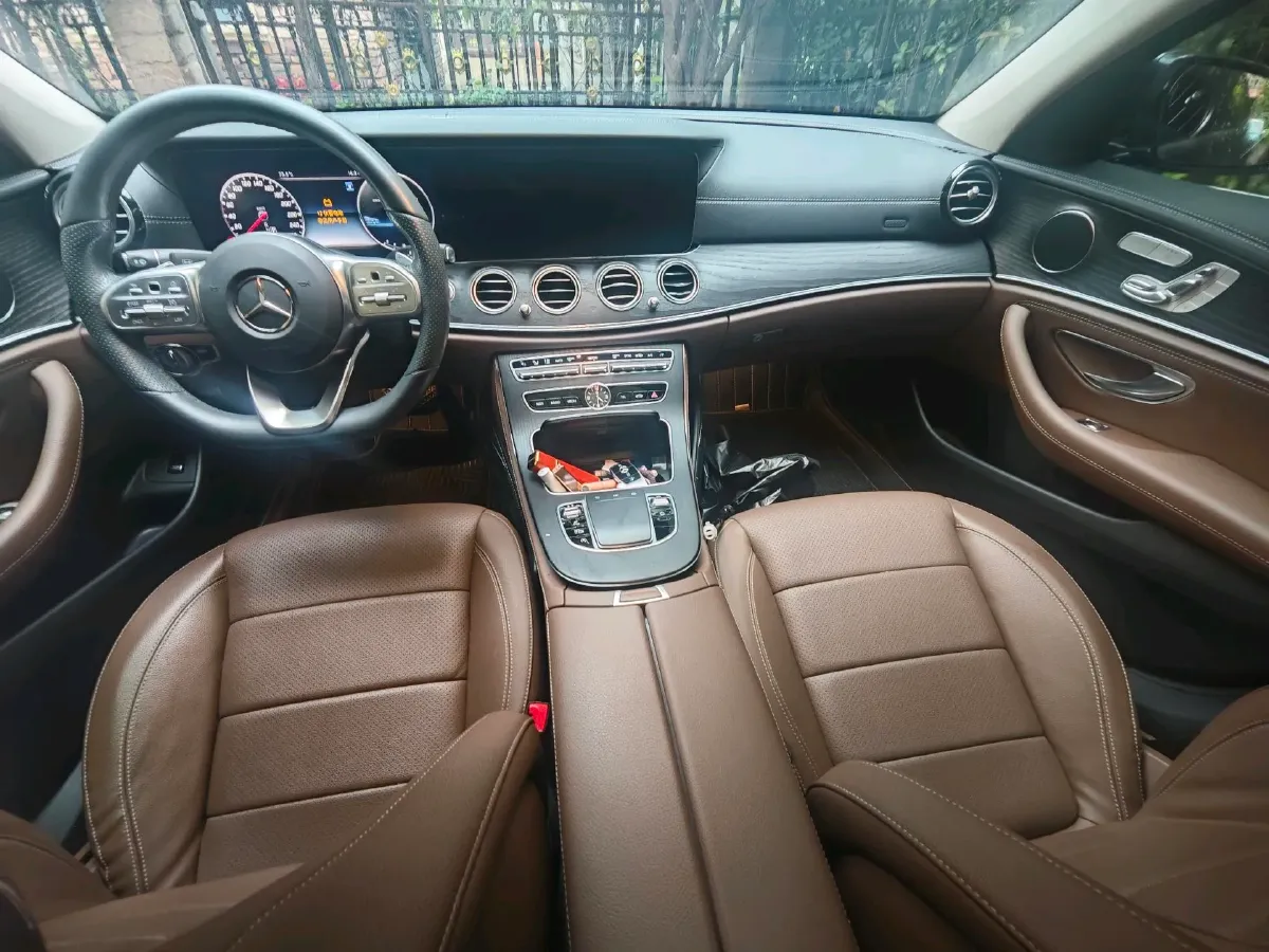2020 Mercedes-Benz E Class 2.0T 258HP L4 9AT,autocango,china used car exporter,china ev exporter,chinese used car exporter,chinese used ev exporter
