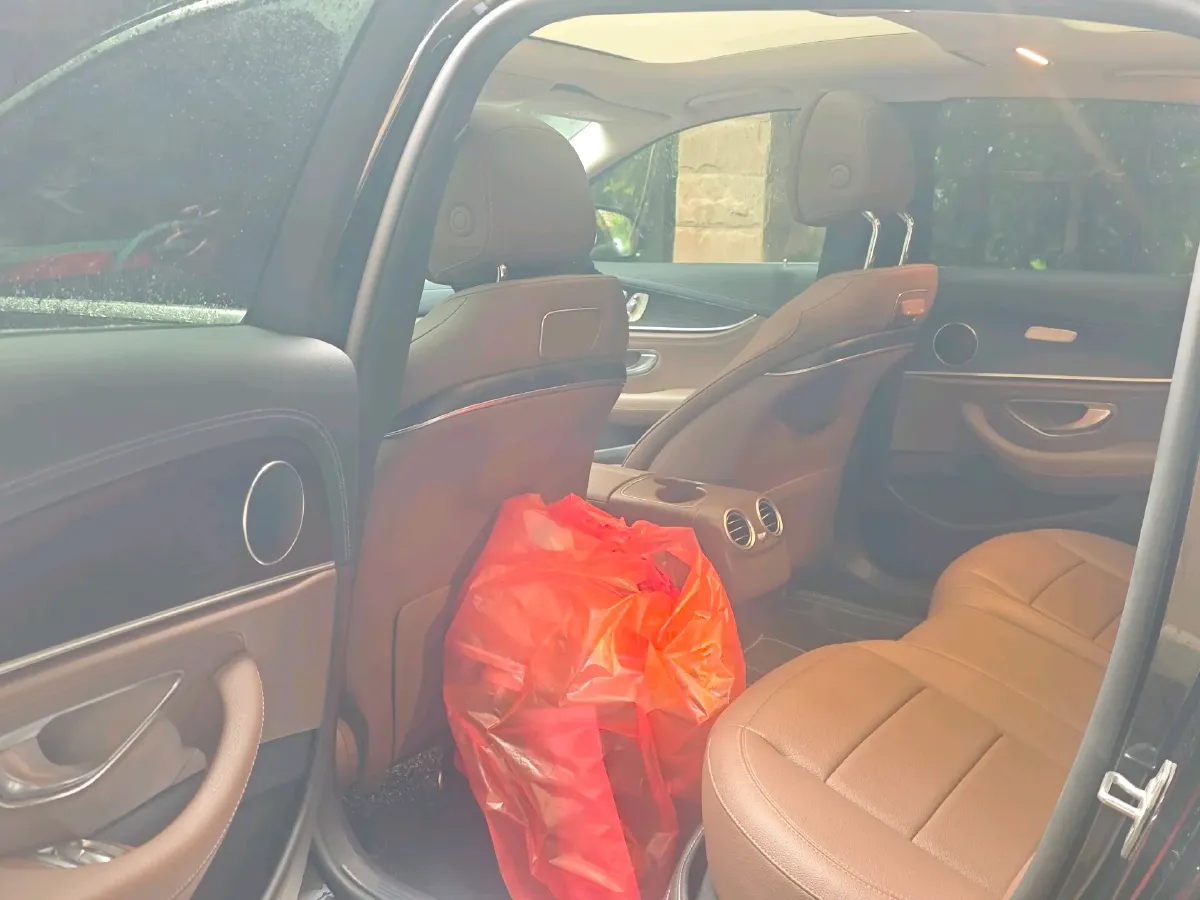 2020 Mercedes-Benz E Class 2.0T 258HP L4 9AT,autocango,china used car exporter,china ev exporter,chinese used car exporter,chinese used ev exporter