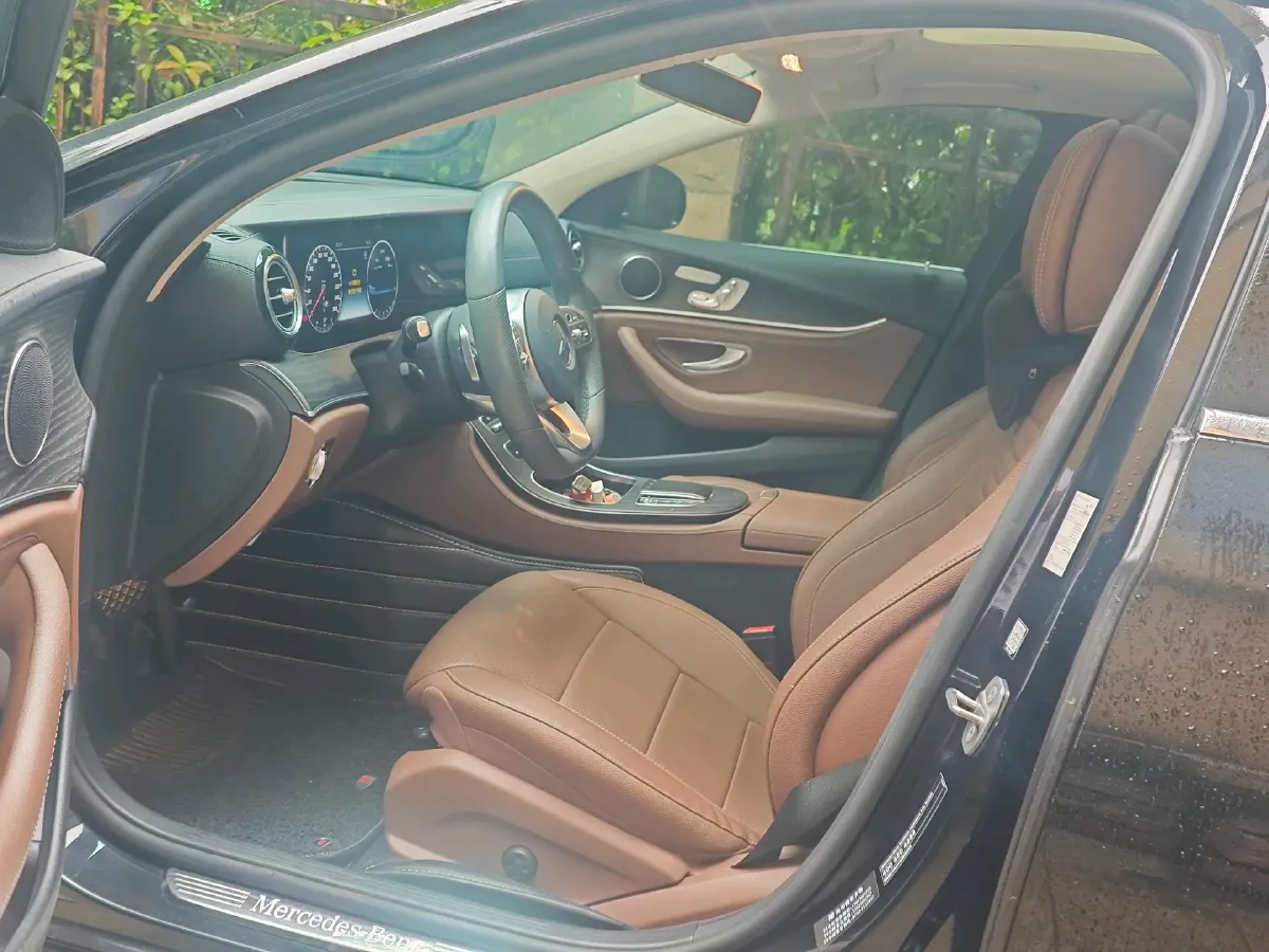 2020 Mercedes-Benz E Class 2.0T 258HP L4 9AT,autocango,china used car exporter,china ev exporter,chinese used car exporter,chinese used ev exporter