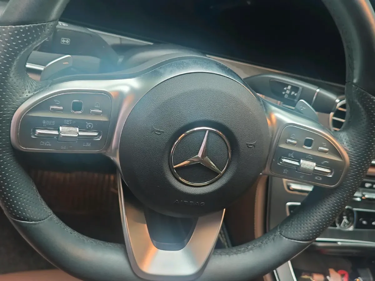 2020 Mercedes-Benz E Class 2.0T 258HP L4 9AT,autocango,china used car exporter,china ev exporter,chinese used car exporter,chinese used ev exporter