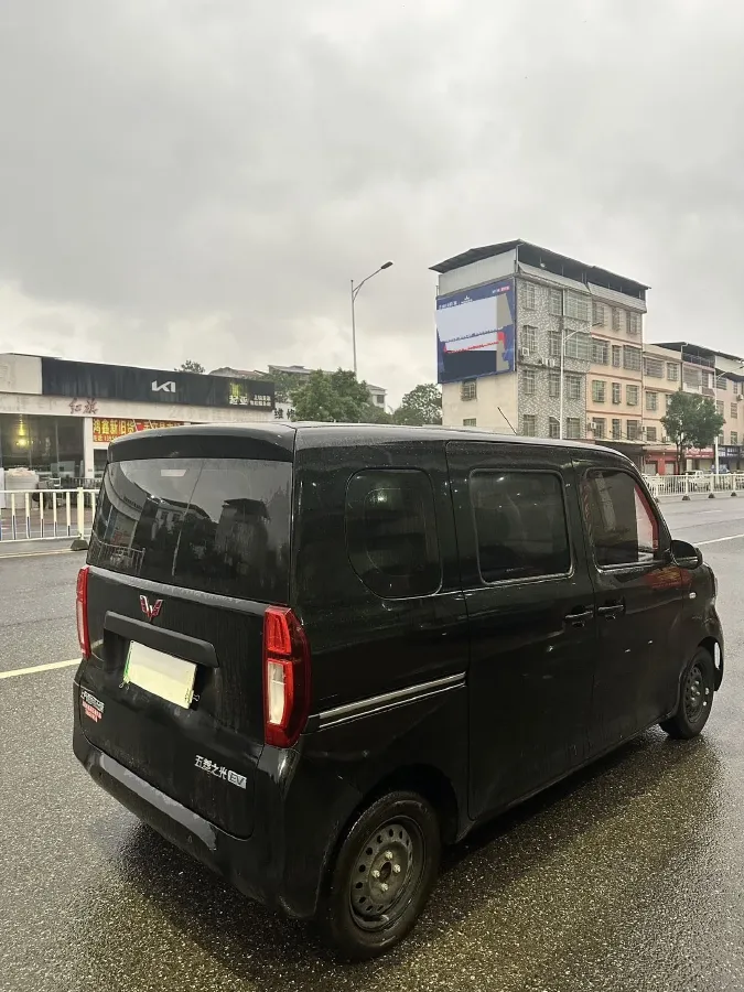 2025 WuLing ZhiGuang BEV 17.7KWH,autocango,china used car exporter,china ev exporter,chinese used car exporter,chinese used ev exporter