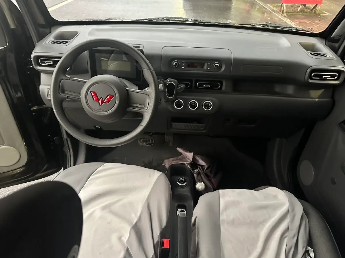 2025 WuLing ZhiGuang BEV 17.7KWH,autocango,china used car exporter,china ev exporter,chinese used car exporter,chinese used ev exporter