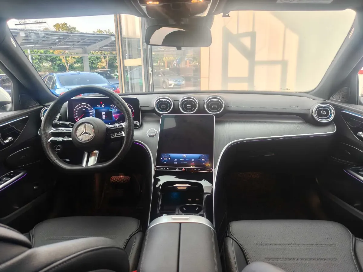 2024 Mercedes-Benz C Class 1.5T 204HP L4 9AT,autocango,china used car exporter,china ev exporter,chinese used car exporter,chinese used ev exporter