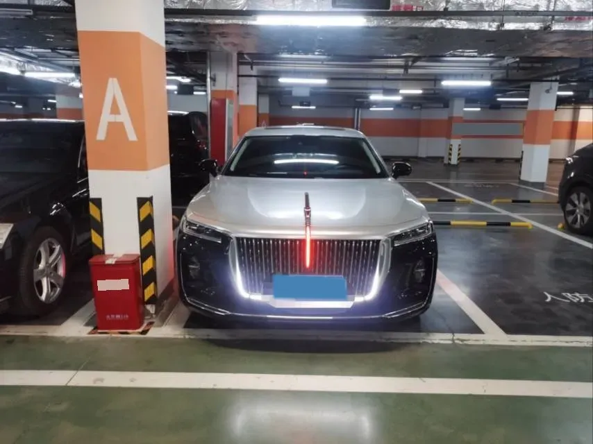 2022 HongQi H9 3.0T 283HP V6 7DCT,autocango,china used car exporter,china ev exporter,chinese used car exporter,chinese used ev exporter