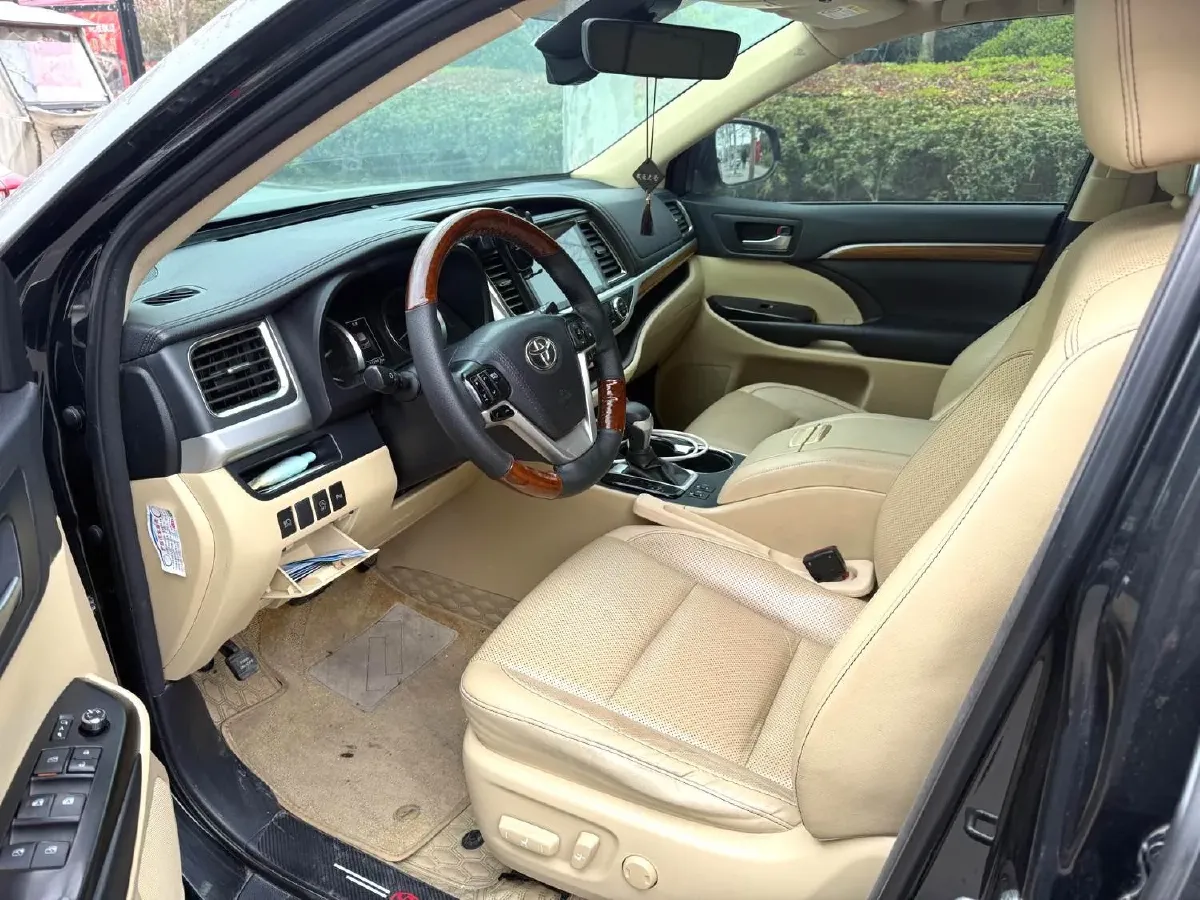 2018 Toyota Highlander 2.0T 220HP L4 6AT,autocango,china used car exporter,china ev exporter,chinese used car exporter,chinese used ev exporter