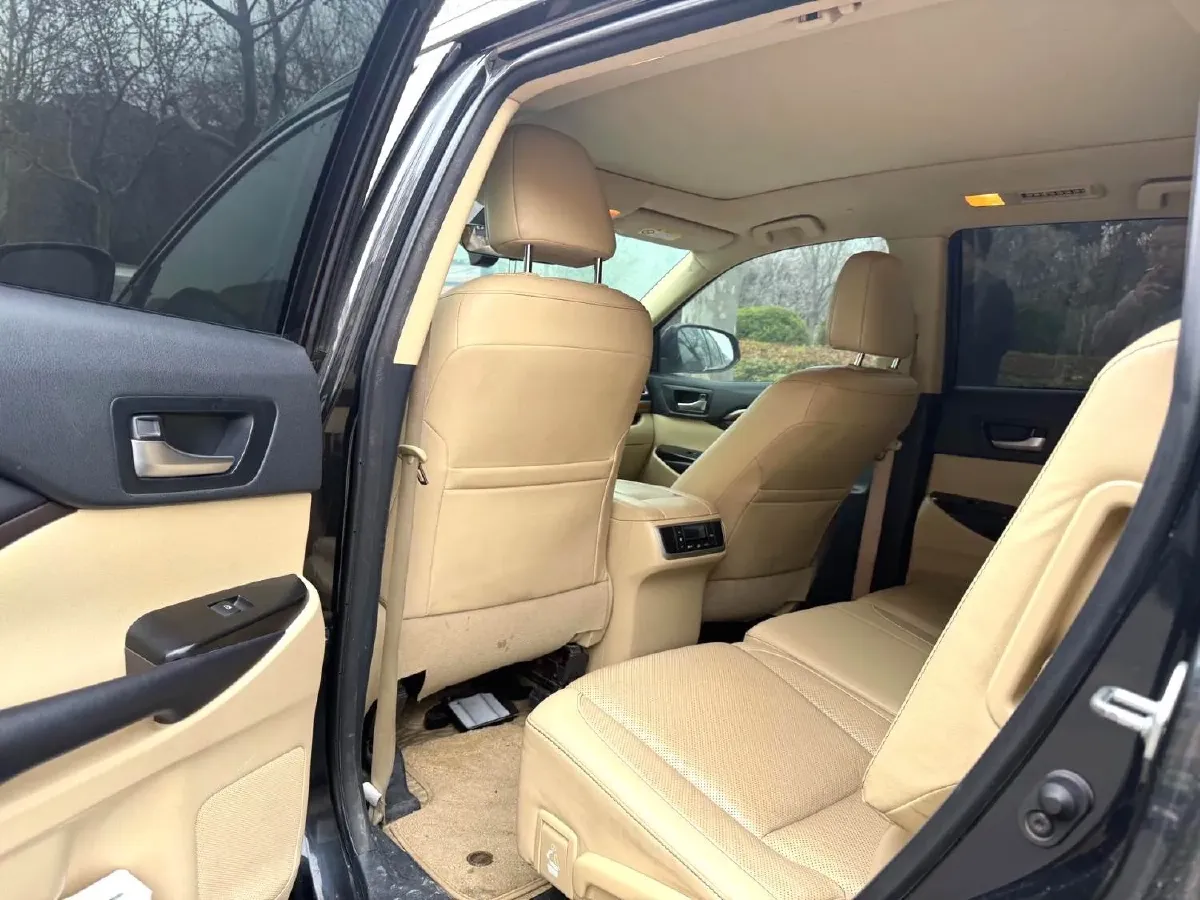 2018 Toyota Highlander 2.0T 220HP L4 6AT,autocango,china used car exporter,china ev exporter,chinese used car exporter,chinese used ev exporter