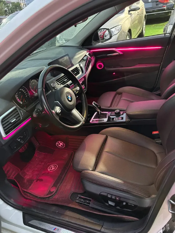 2020 BMW 1 Series 1.5T 140HP L3 7DCT,autocango,china used car exporter,china ev exporter,chinese used car exporter,chinese used ev exporter