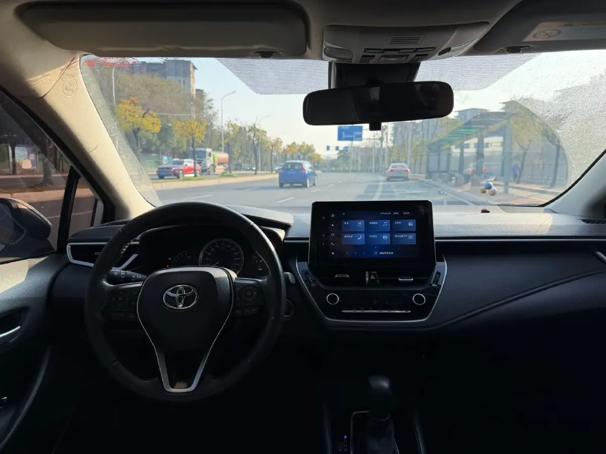 2021 Toyota Corolla 1.2T 116HP L4 CVT,autocango,china used car exporter,china ev exporter,chinese used car exporter,chinese used ev exporter