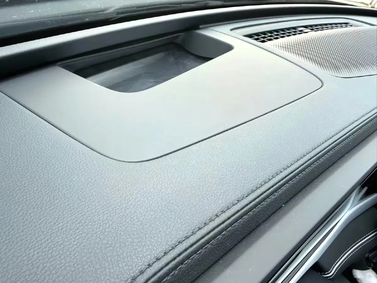 2025 Volkswagen Passat 2.0T 220HP L4 7DCT,autocango,china used car exporter,china ev exporter,chinese used car exporter,chinese used ev exporter