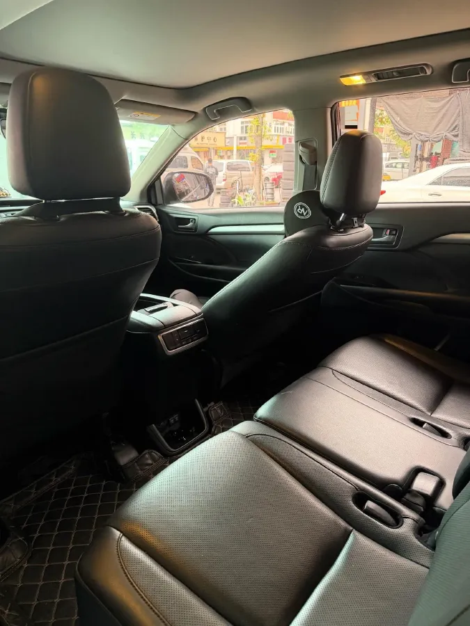 2018 Toyota Highlander 2.0T 220HP L4 6AT,autocango,china used car exporter,china ev exporter,chinese used car exporter,chinese used ev exporter