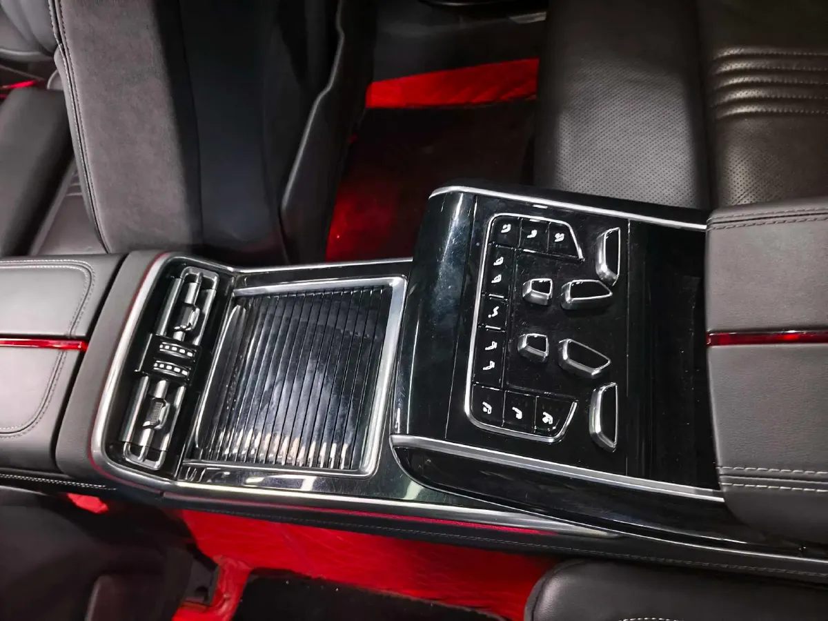 2020 HongQi H9 3.0T 283HP V6 7DCT,autocango,china used car exporter,china ev exporter,chinese used car exporter,chinese used ev exporter