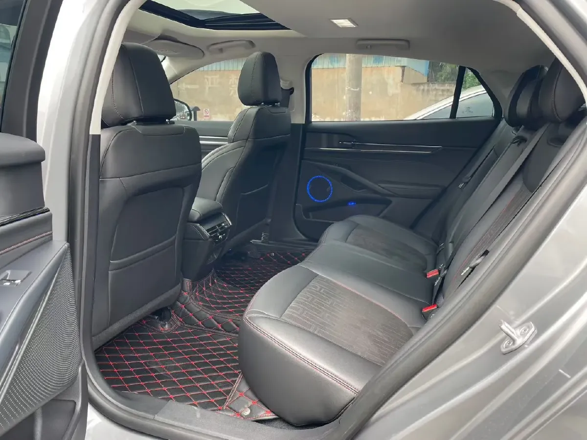 2023 Ford Mondeo 1.5T 190HP L4 8AT,autocango,china used car exporter,china ev exporter,chinese used car exporter,chinese used ev exporter