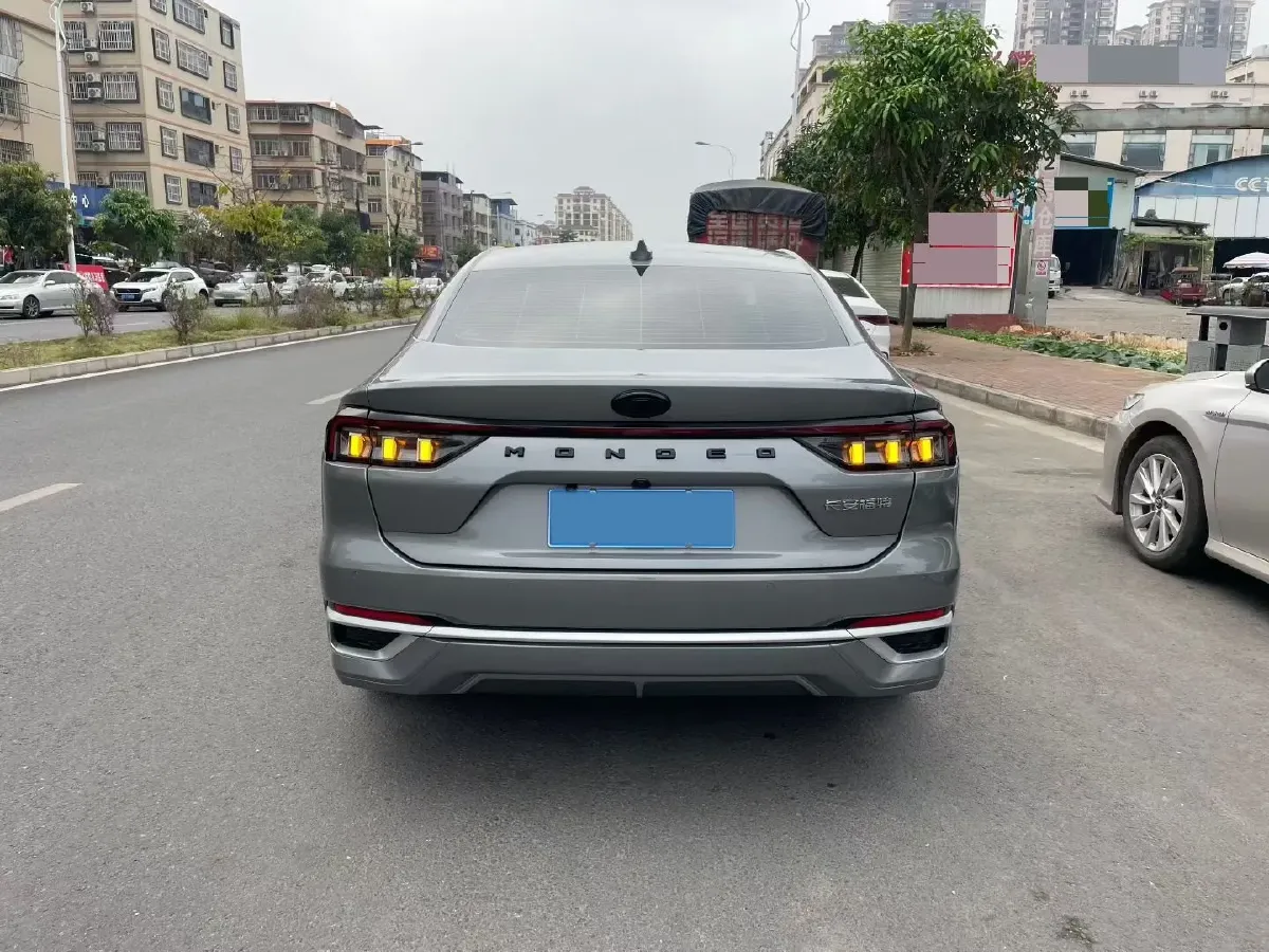 2023 Ford Mondeo 1.5T 190HP L4 8AT,autocango,china used car exporter,china ev exporter,chinese used car exporter,chinese used ev exporter