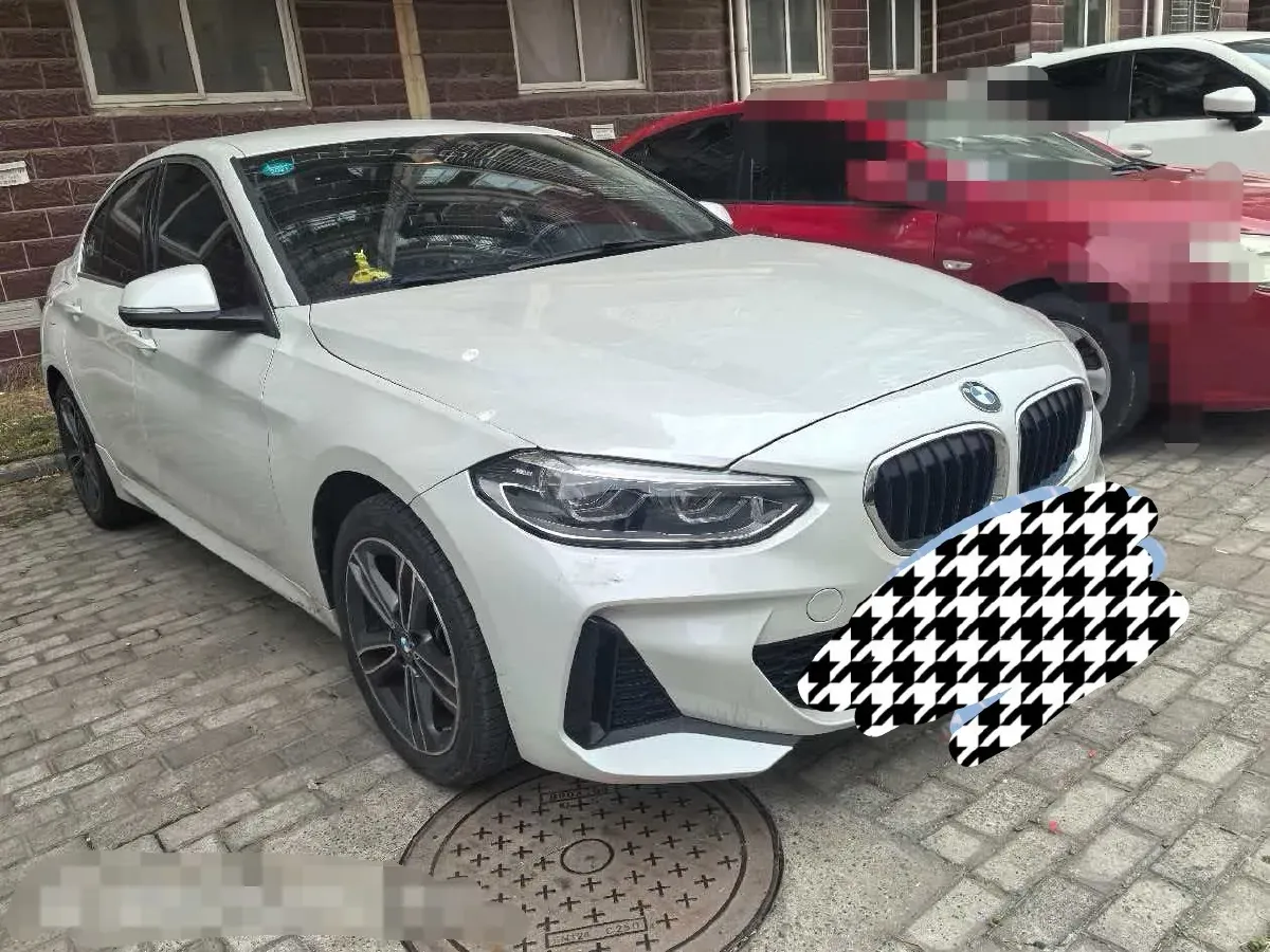 2021 BMW 1 Series 1.5T 140HP L3 7DCT,autocango,china used car exporter,china ev exporter,chinese used car exporter,chinese used ev exporter