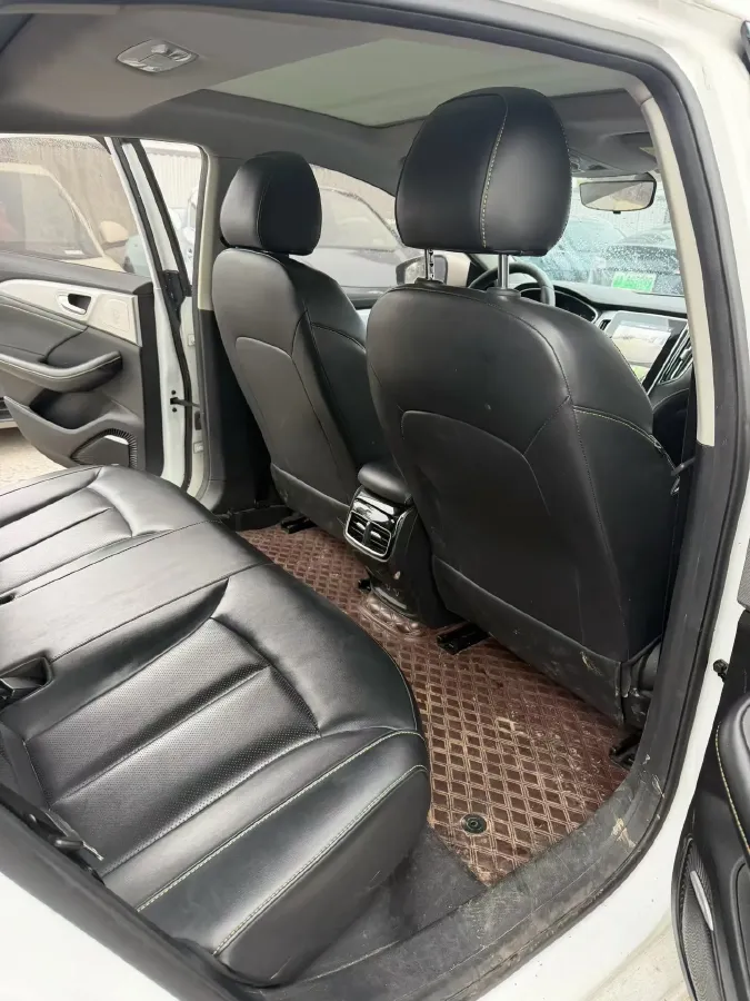 2021 Roewe Ei5 BEV 61.1KWH,autocango,china used car exporter,china ev exporter,chinese used car exporter,chinese used ev exporter