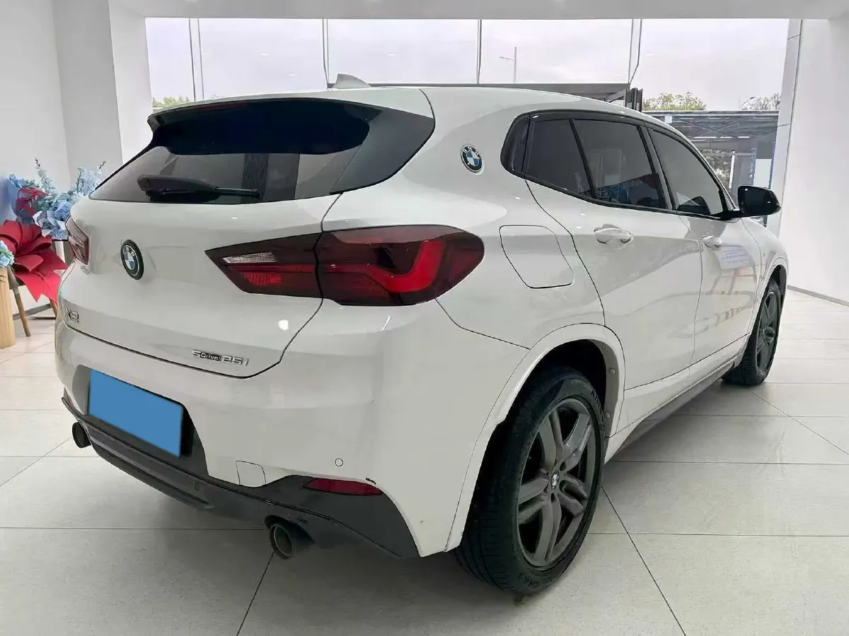2023 BMW X2 2.0T 178HP L4 7DCT,autocango,china used car exporter,china ev exporter,chinese used car exporter,chinese used ev exporter