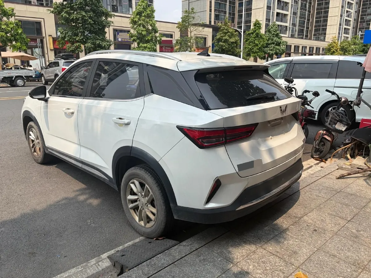 2022 WuLing XingChi 1.5L 99HP L4 6MT,autocango,china used car exporter,china ev exporter,chinese used car exporter,chinese used ev exporter