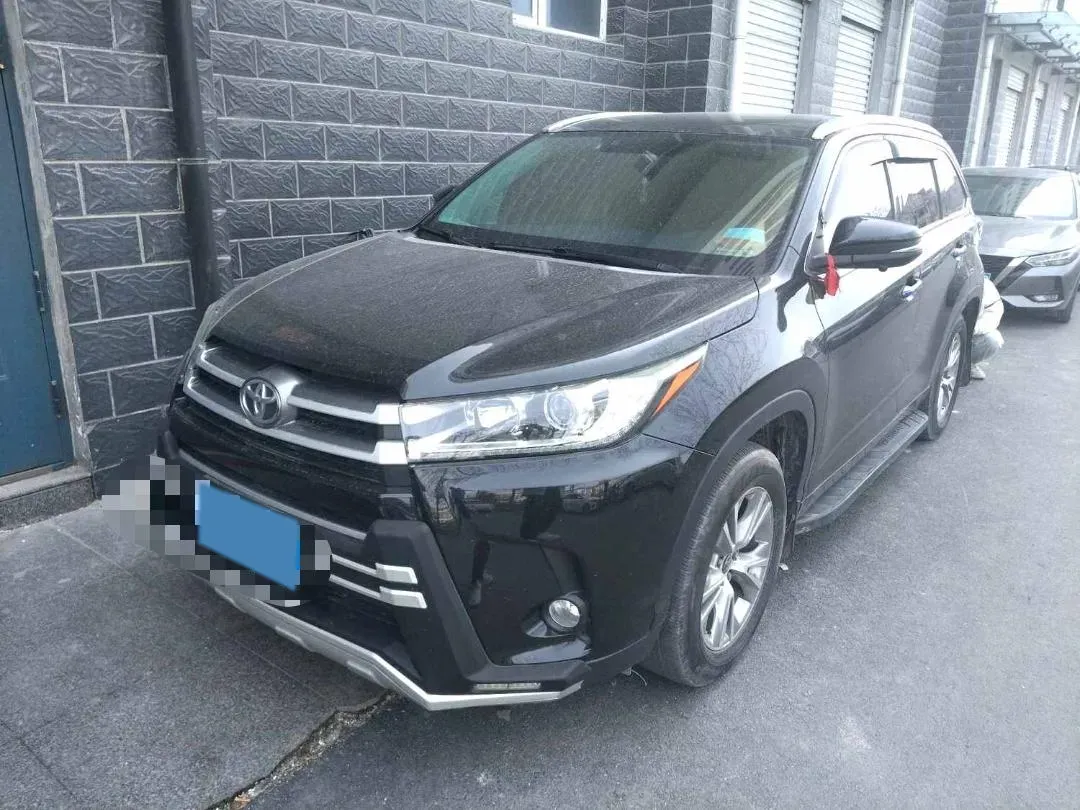 2021 Toyota Highlander 2.0T 220HP L4 6AT,autocango,china used car exporter,china ev exporter,chinese used car exporter,chinese used ev exporter