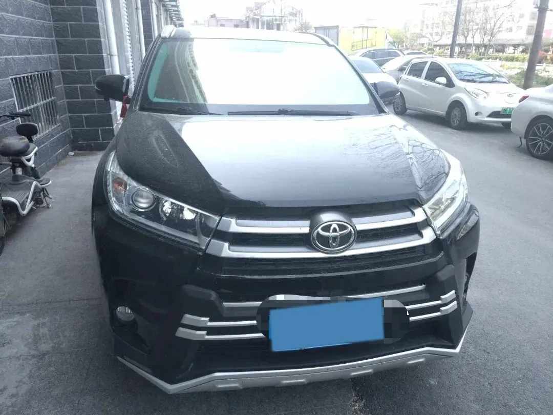 2021 Toyota Highlander 2.0T 220HP L4 6AT,autocango,china used car exporter,china ev exporter,chinese used car exporter,chinese used ev exporter