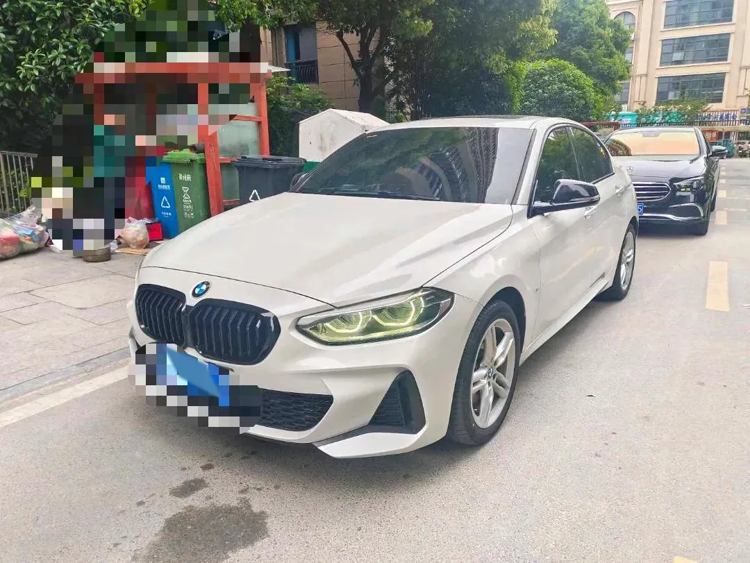 2021 BMW 1 Series 1.5T 140HP L3 7DCT,autocango,china used car exporter,china ev exporter,chinese used car exporter,chinese used ev exporter
