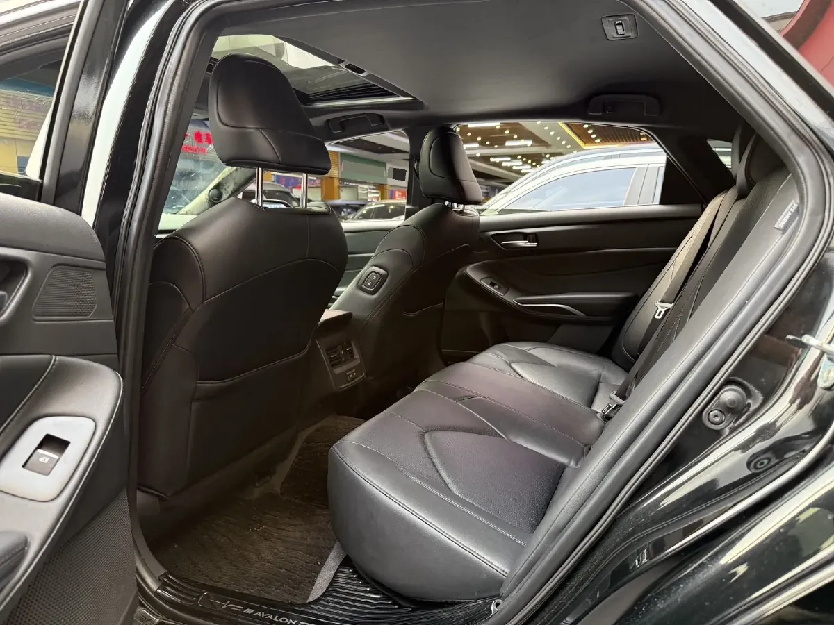 2024 Toyota Avalon 2.0L 173HP L4 CVT,autocango,china used car exporter,china ev exporter,chinese used car exporter,chinese used ev exporter