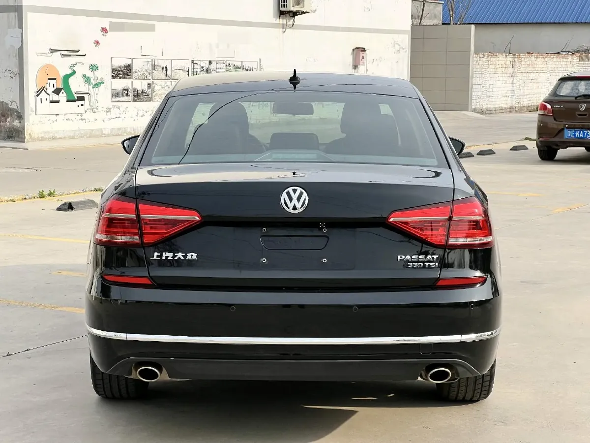 2017 Volkswagen Passat 1.8T 180HP L4 7DCT,autocango,china used car exporter,china ev exporter,chinese used car exporter,chinese used ev exporter