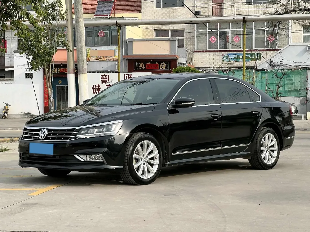 2017 Volkswagen Passat 1.8T 180HP L4 7DCT,autocango,china used car exporter,china ev exporter,chinese used car exporter,chinese used ev exporter