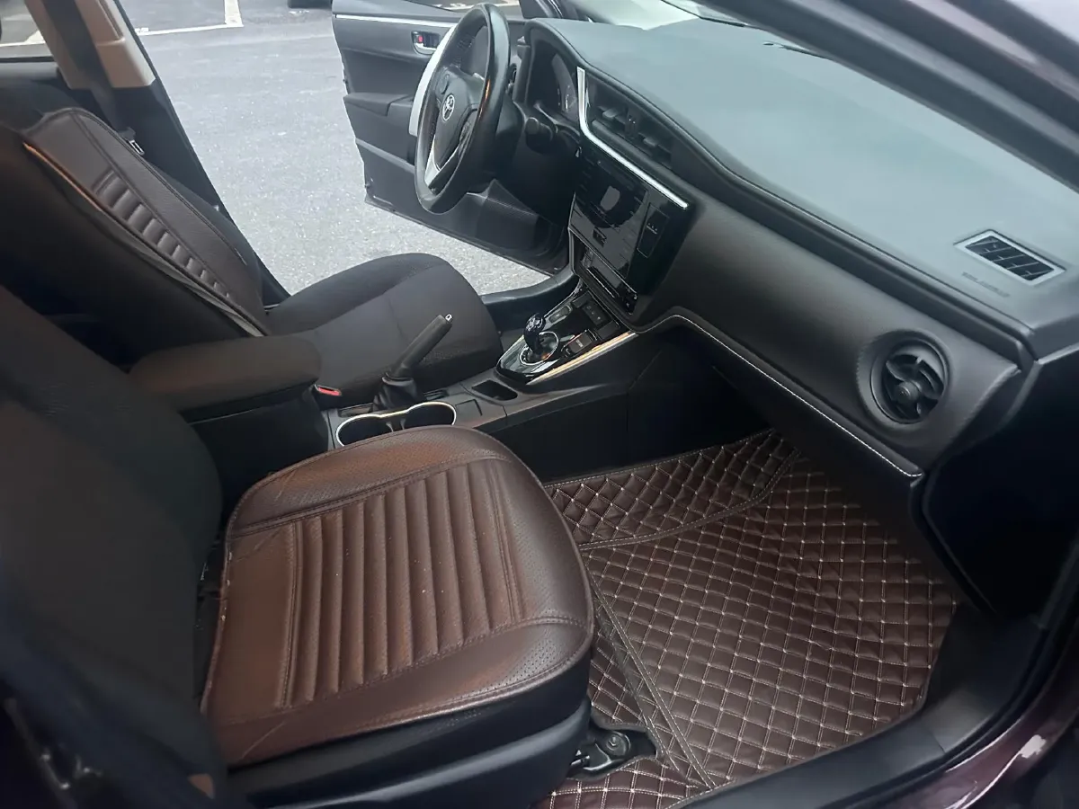 2019 Toyota Corolla Hybird E+ 1.8L 99HP L4 E-CVT PHEV 10.5KWH,autocango,china used car exporter,china ev exporter,chinese used car exporter,chinese used ev exporter