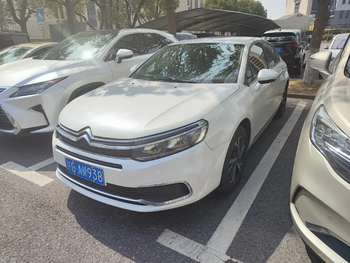 2017 Citroen C5 1.6T 167HP L4 6AT,autocango,china used car exporter,china ev exporter,chinese used car exporter,chinese used ev exporter