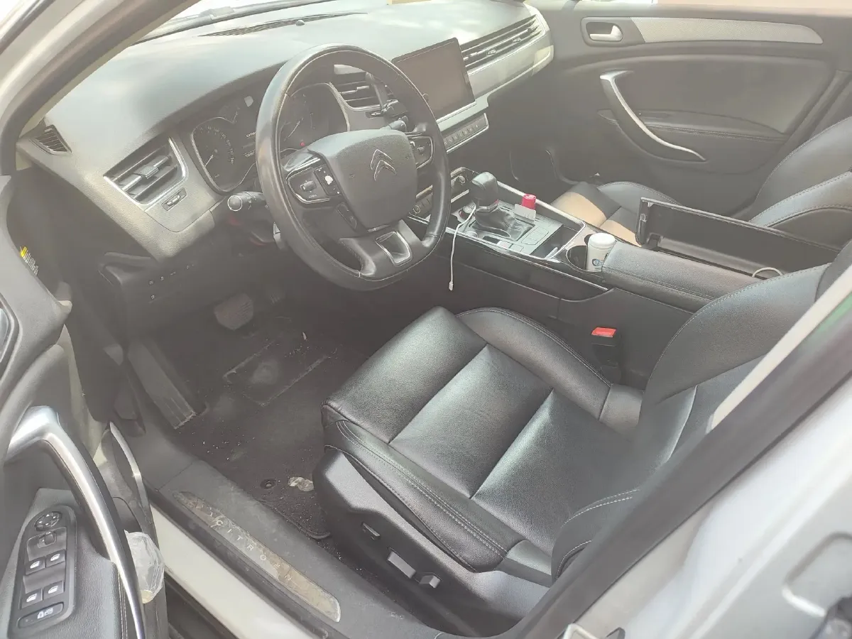 2017 Citroen C5 1.6T 167HP L4 6AT,autocango,china used car exporter,china ev exporter,chinese used car exporter,chinese used ev exporter