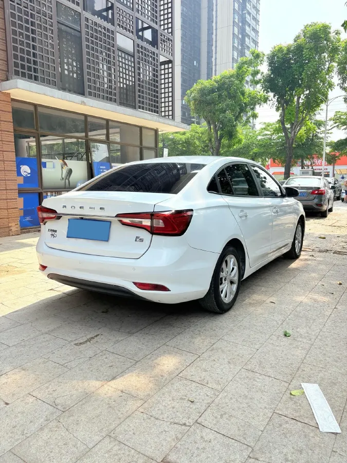 2019 Roewe i5 1.5L 120HP L4 CVT,autocango,china used car exporter,china ev exporter,chinese used car exporter,chinese used ev exporter