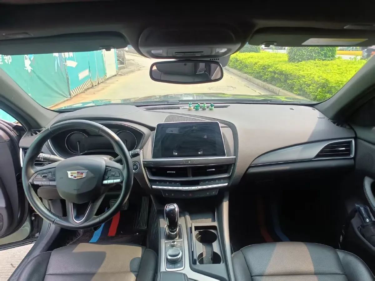 2022 Cadillac CT5 2.0T 237HP L4 10AT,autocango,china used car exporter,china ev exporter,chinese used car exporter,chinese used ev exporter
