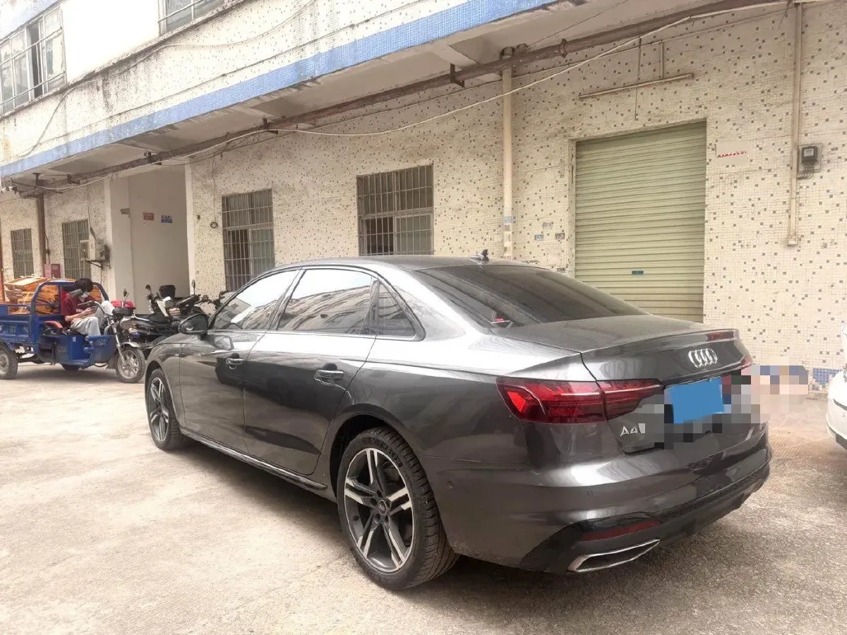 2023 Audi A4L 2.0T 190HP L4 7DCT,autocango,china used car exporter,china ev exporter,chinese used car exporter,chinese used ev exporter