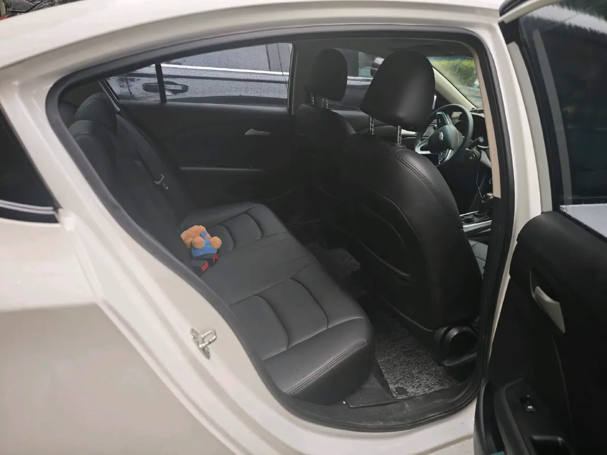 2019 Chevrolet Cavalier 1.5L 113HP L4 6AT,autocango,china used car exporter,china ev exporter,chinese used car exporter,chinese used ev exporter