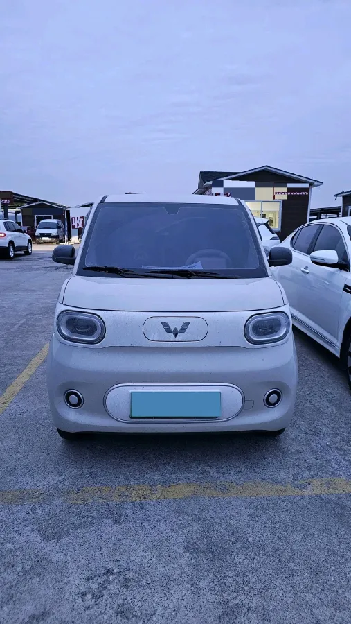 2024 WuLing HongGuang MINI EV BEV 17.3KWH,autocango,china used car exporter,china ev exporter,chinese used car exporter,chinese used ev exporter