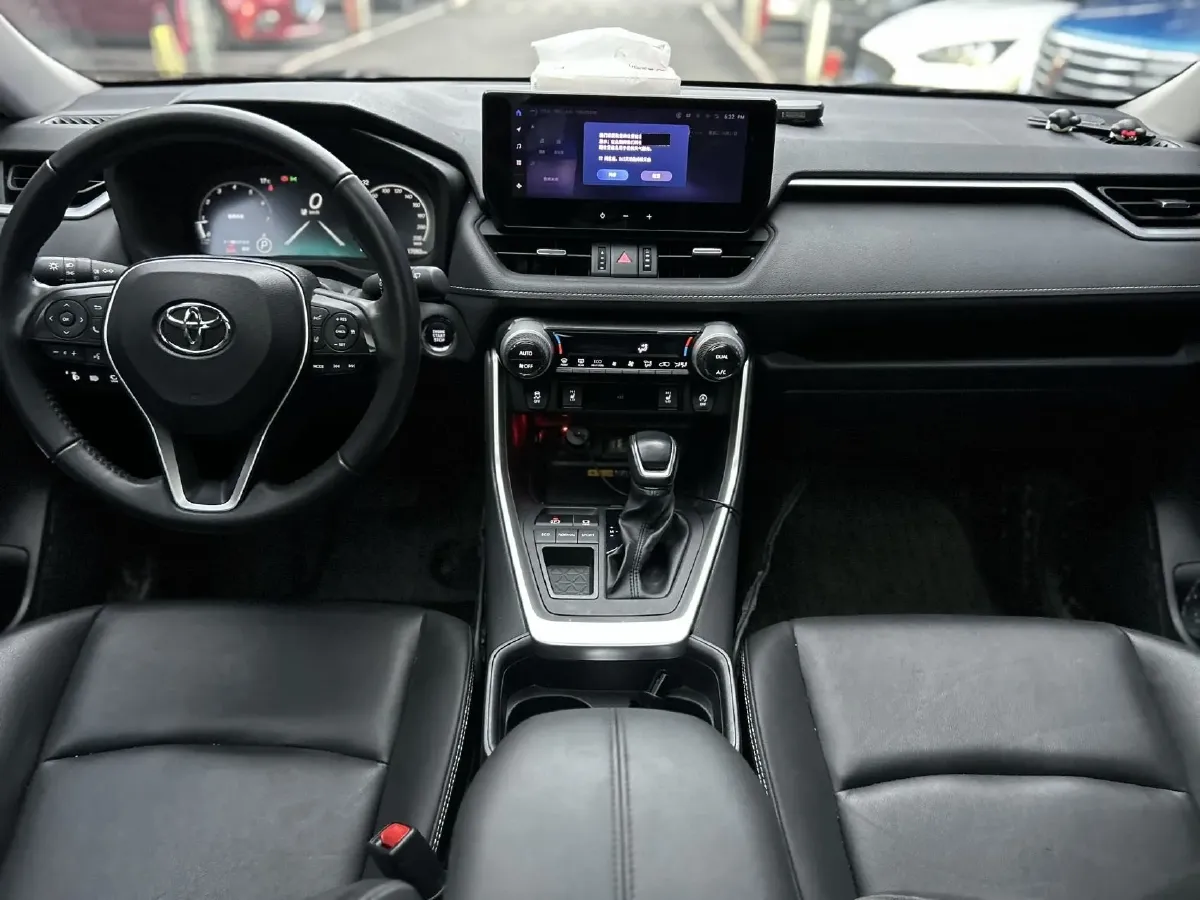 2023 Toyota RAV4 2.0L 171HP L4 CVT,autocango,china used car exporter,china ev exporter,chinese used car exporter,chinese used ev exporter