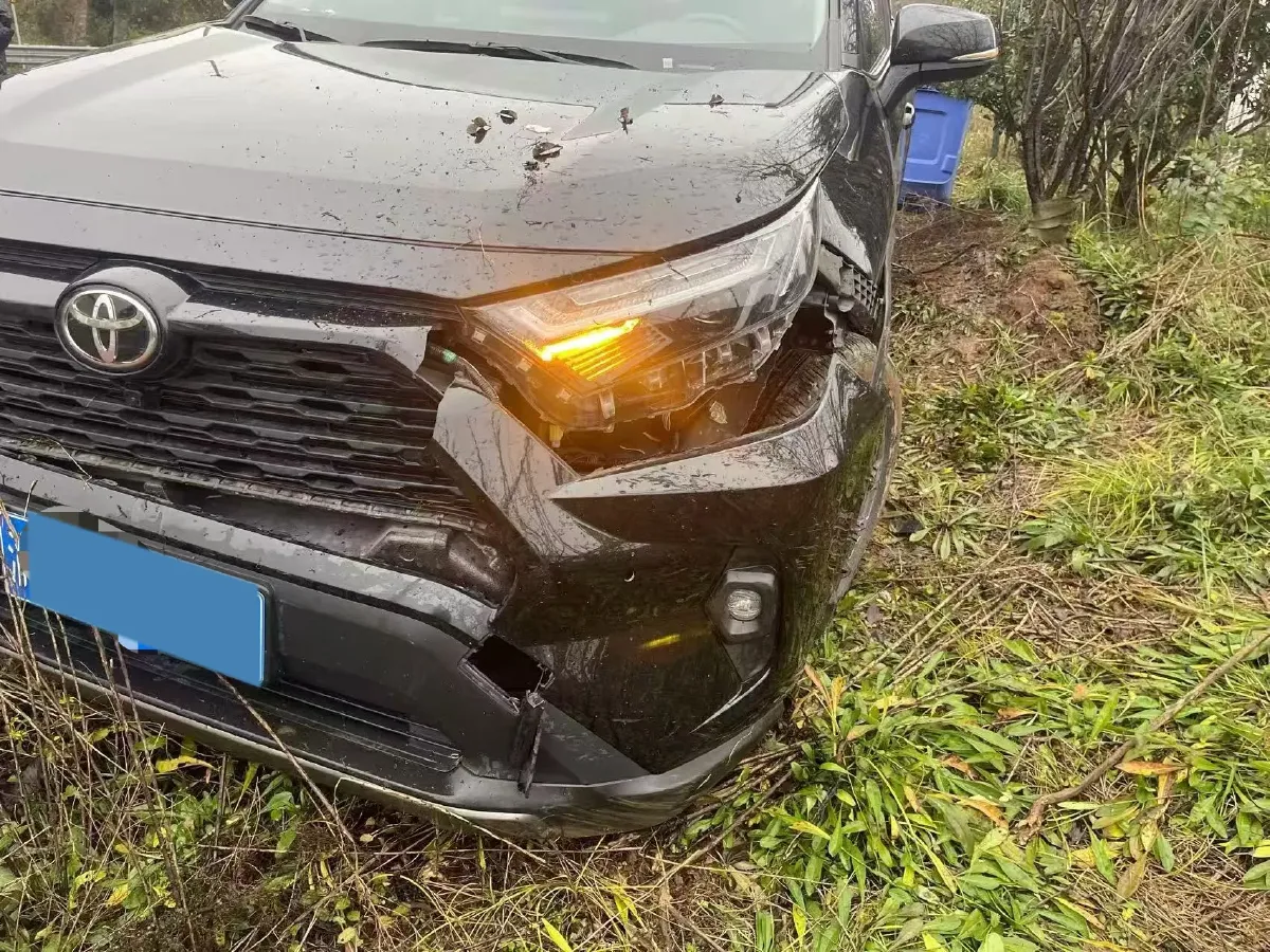 2023 Toyota RAV4 2.0L 171HP L4 CVT,autocango,china used car exporter,china ev exporter,chinese used car exporter,chinese used ev exporter