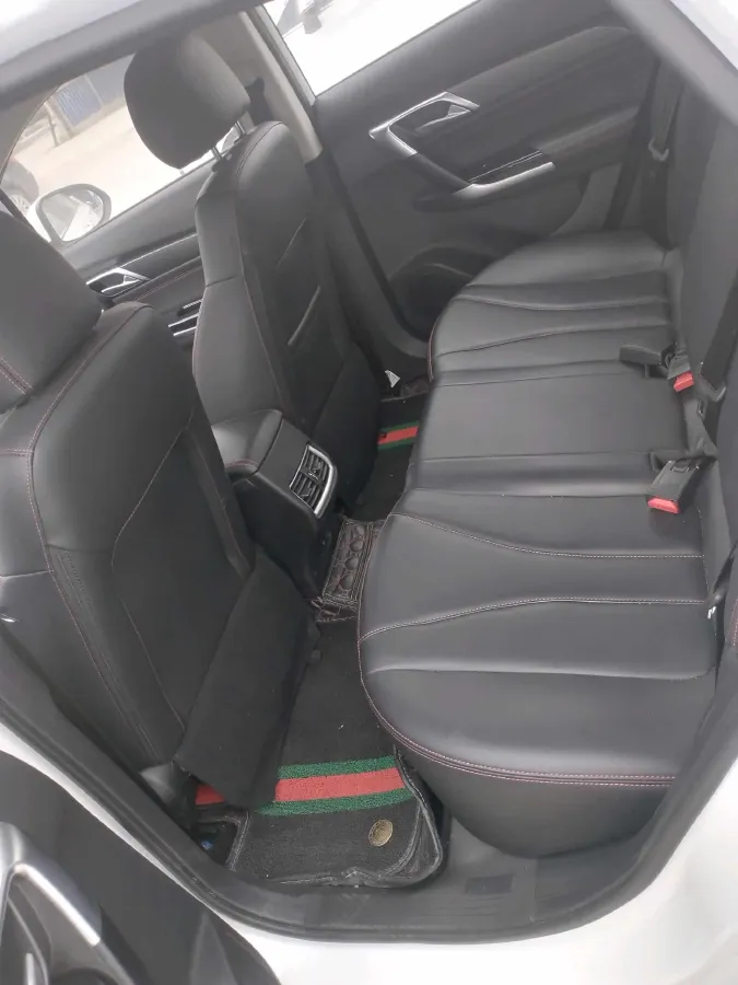 2022 ChangAn UNI-T 1.5T 188HP L4 7DCT,autocango,china used car exporter,china ev exporter,chinese used car exporter,chinese used ev exporter