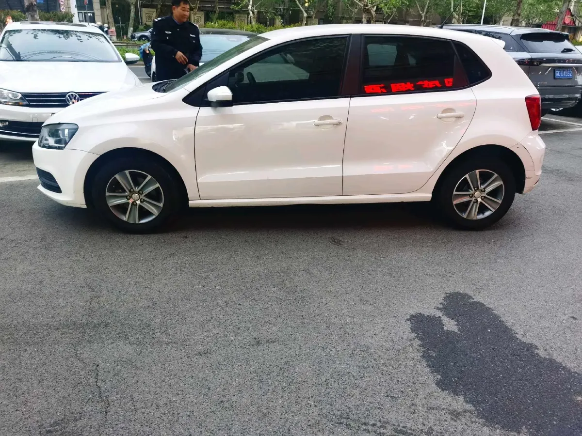 2016 Volkswagen Polo 1.4L 90HP L4 6AT,autocango,china used car exporter,china ev exporter,chinese used car exporter,chinese used ev exporter