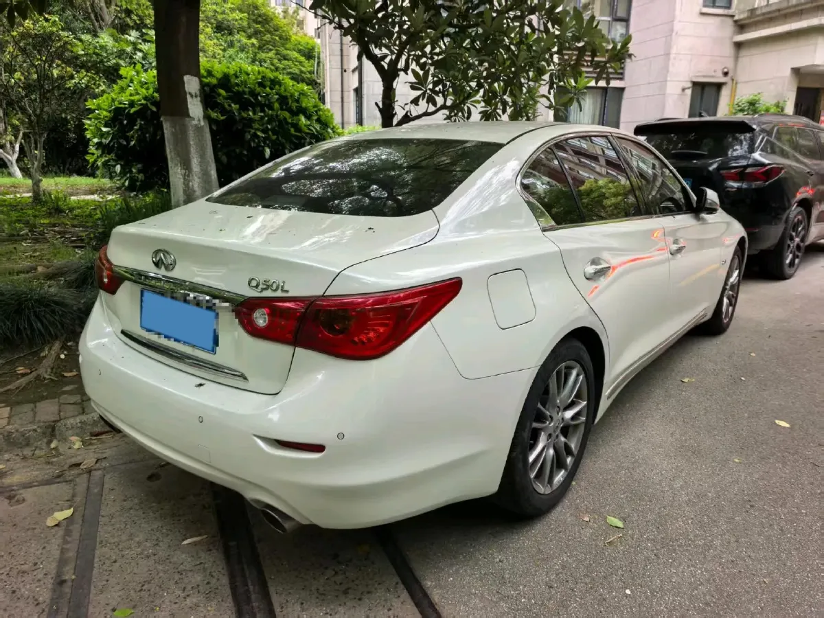 2016 Infiniti Q50L 2.0T 211HP L4 7AT,autocango,china used car exporter,china ev exporter,chinese used car exporter,chinese used ev exporter