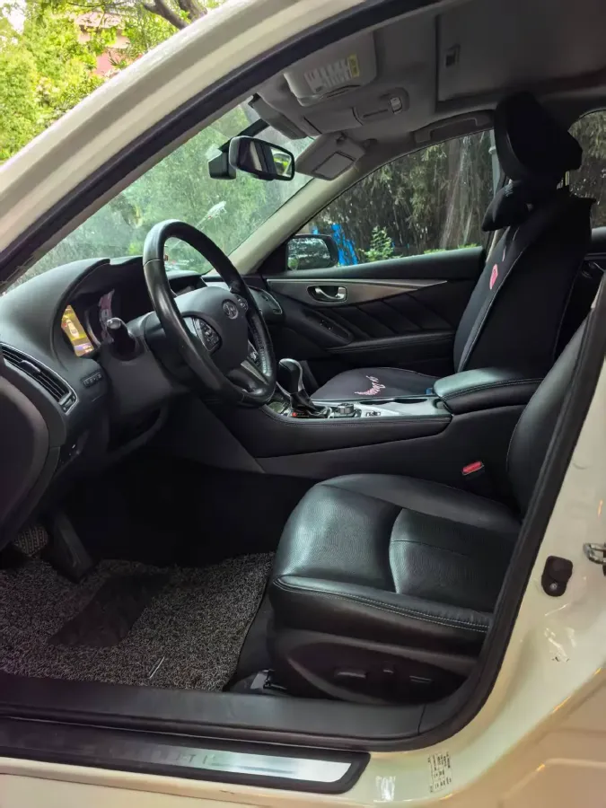 2016 Infiniti Q50L 2.0T 211HP L4 7AT,autocango,china used car exporter,china ev exporter,chinese used car exporter,chinese used ev exporter