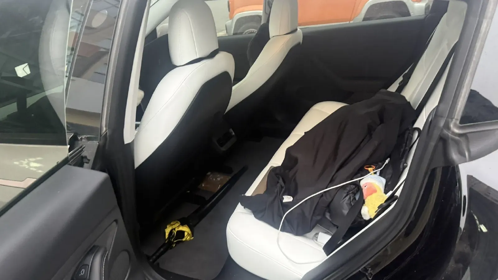 2022 Tesla Model 3 BEV 60KWH,autocango,china used car exporter,china ev exporter,chinese used car exporter,chinese used ev exporter