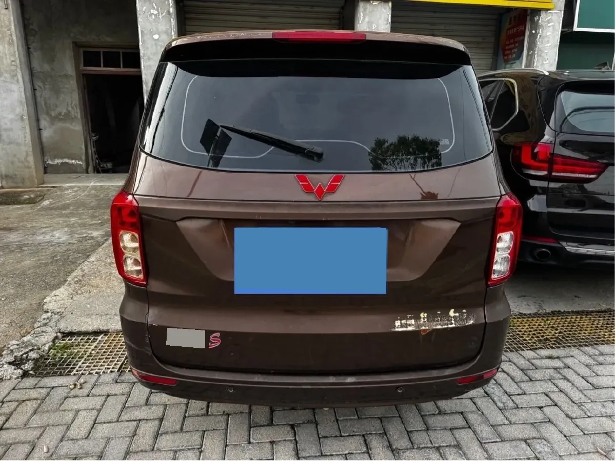 2018 WuLing HongGuang 1.5L 105HP L4 5MT,autocango,china used car exporter,china ev exporter,chinese used car exporter,chinese used ev exporter