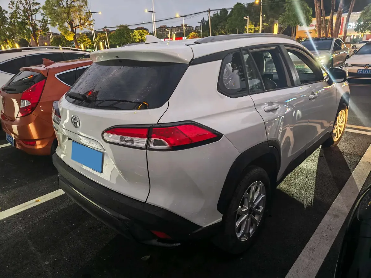 2022 Toyota Frontlander 2.0L 171HP L4 CVT,autocango,china used car exporter,china ev exporter,chinese used car exporter,chinese used ev exporter