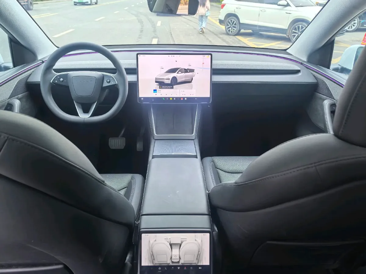 2025 Tesla Model Y BEV,autocango,china used car exporter,china ev exporter,chinese used car exporter,chinese used ev exporter