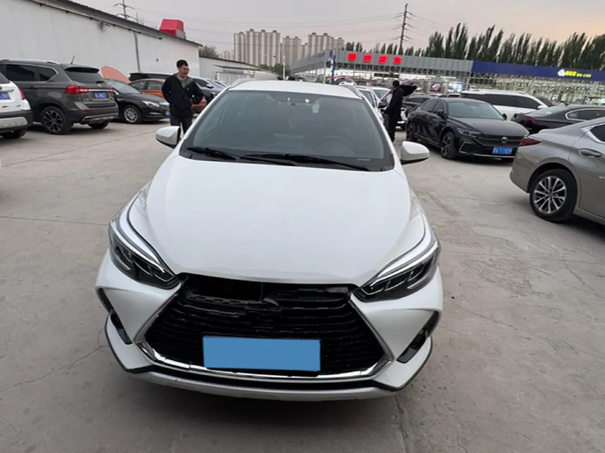 2022 Toyota Yaris L 1.5L 112HP L4 CVT,autocango,china used car exporter,china ev exporter,chinese used car exporter,chinese used ev exporter